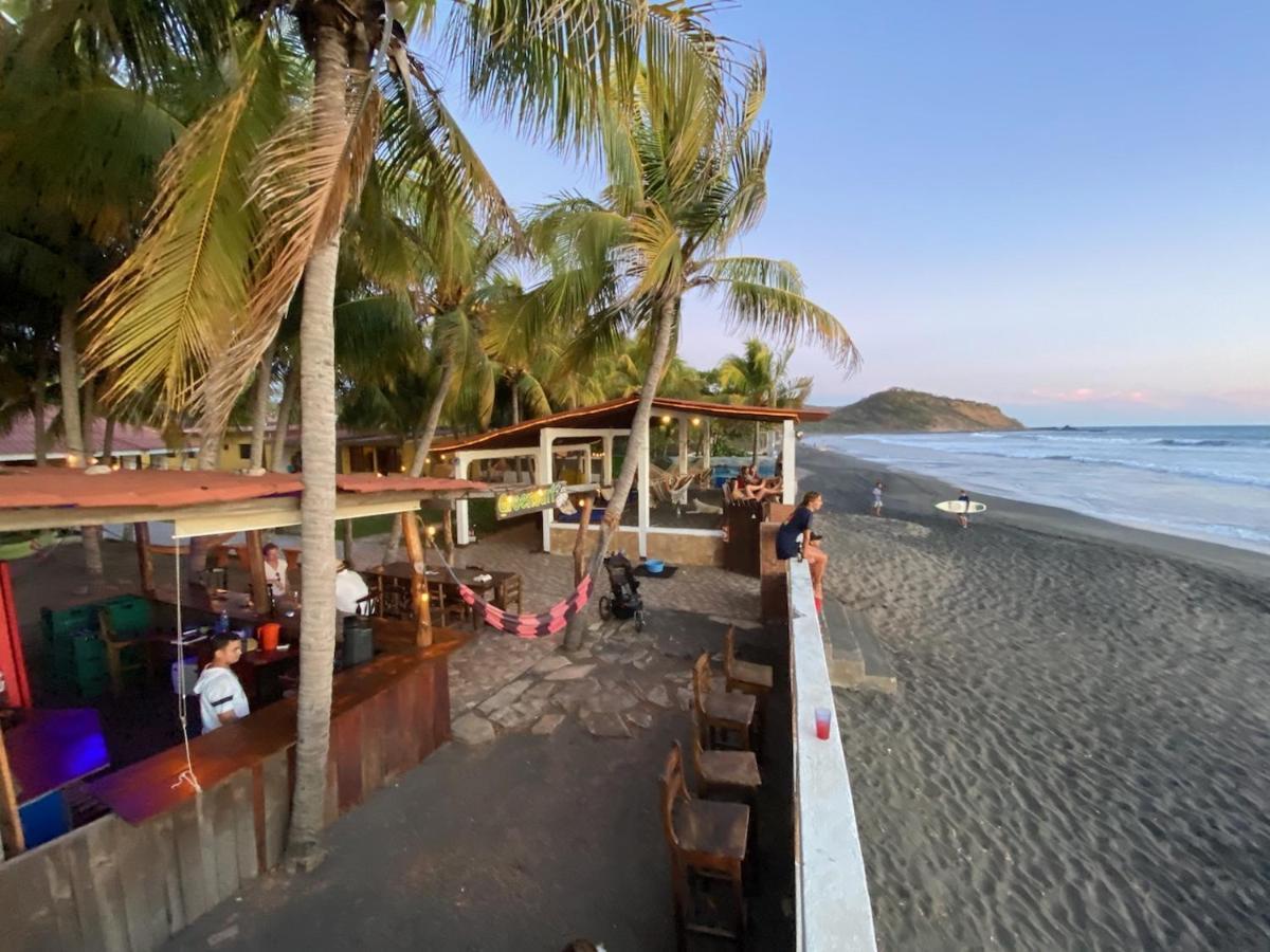 Solid Surf Camp Hostel Nicaragua Transito Exterior photo