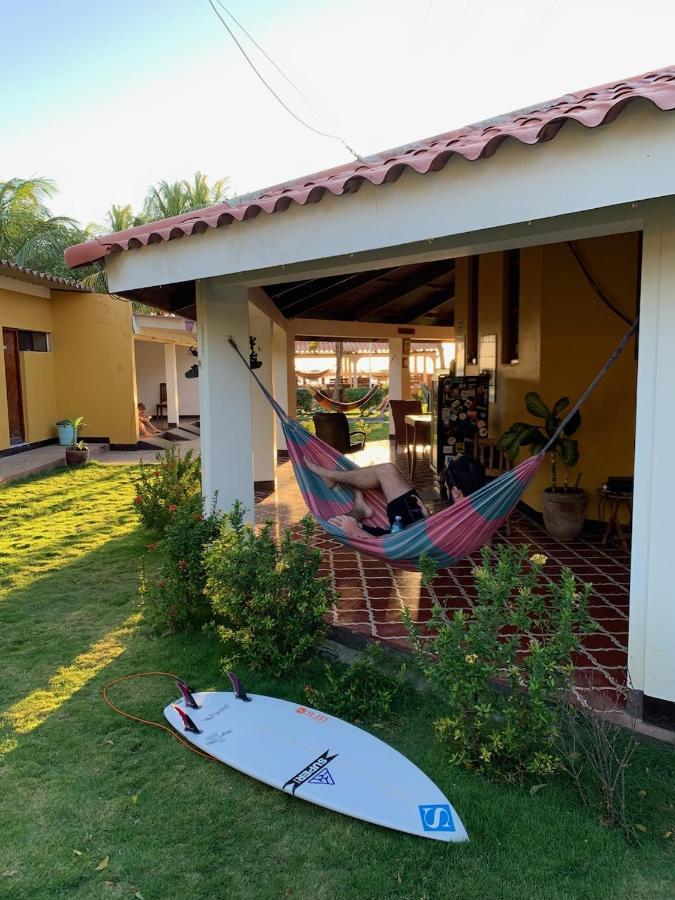 Solid Surf Camp Hostel Nicaragua Transito Exterior photo