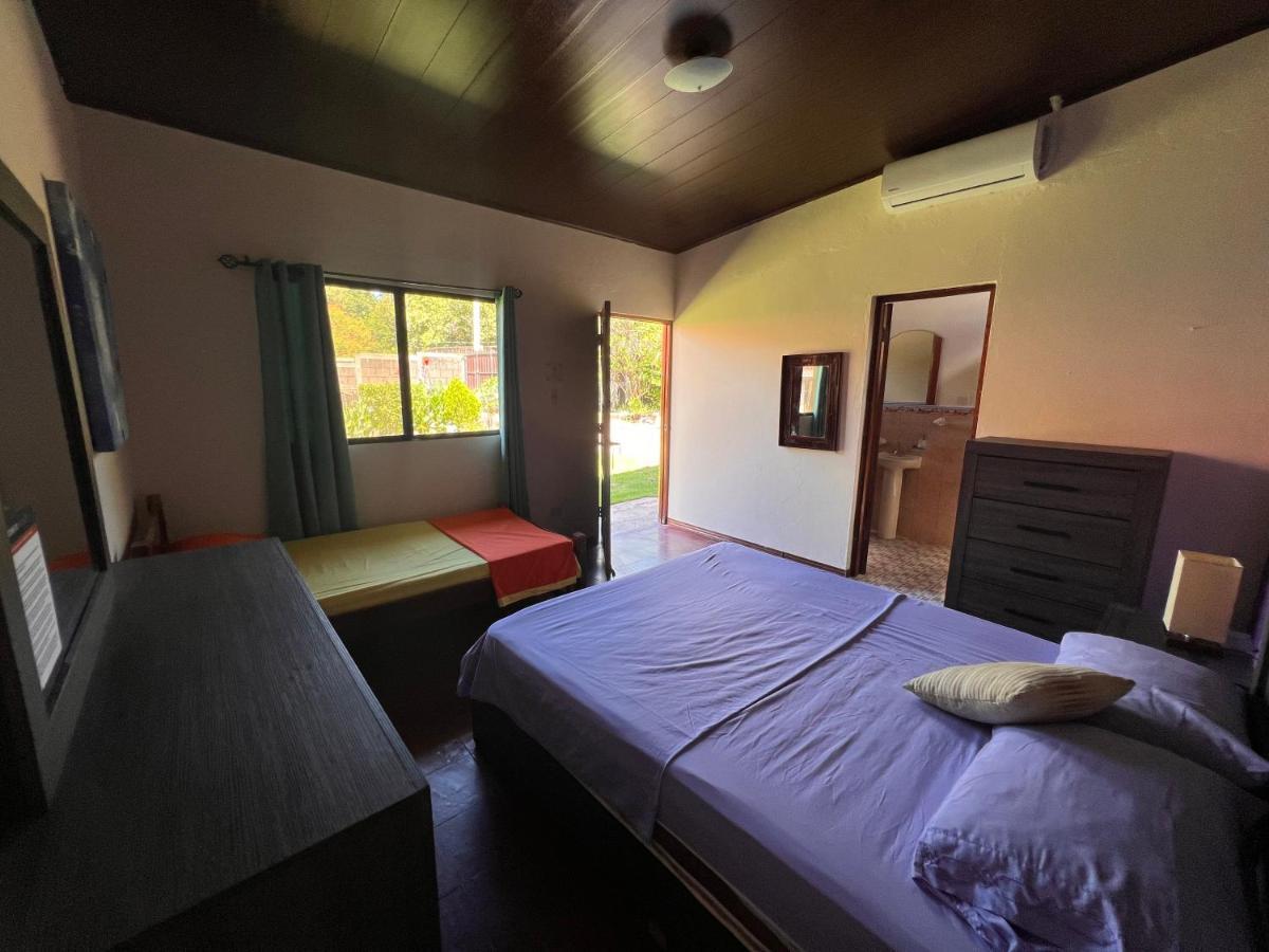 Solid Surf Camp Hostel Nicaragua Transito Exterior photo